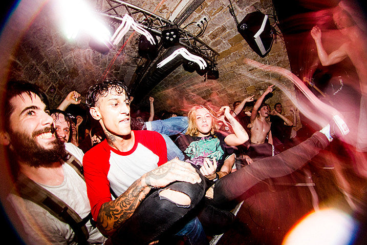 Audience during a Turnstile show in Paris la mécanique ondulato