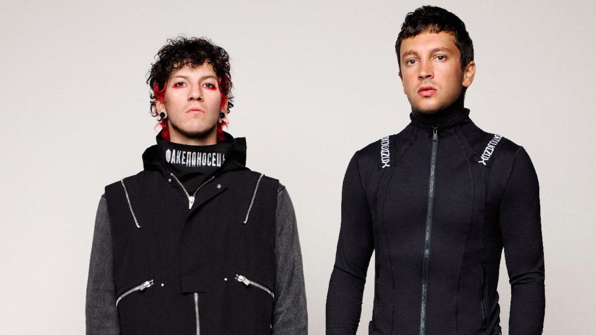 twenty one pilots breach