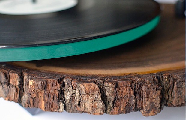wooden_turntable_-_620-400