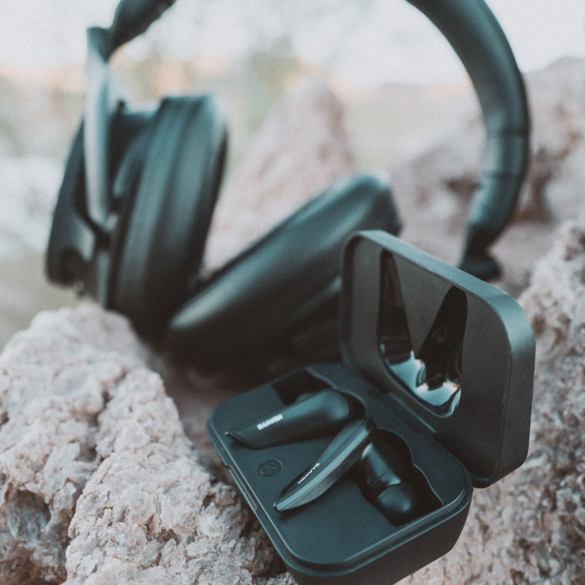 HEAVYS H1H HEADPHONES + EARBUDS BUNDLE (SAVE 20%+)