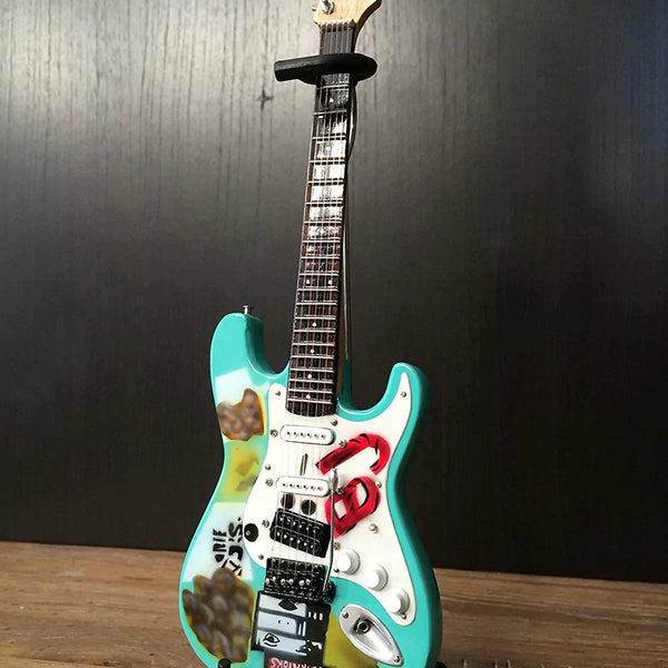 GREEN DAY - BILLIE JOE ARMSTRONG - SIGNATURE BJ BLUE MINI GUITAR
